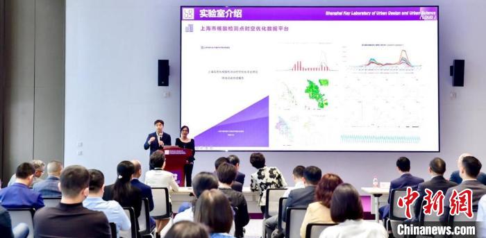 高校、政府與醫(yī)院攜手培養(yǎng)城市科學(xué)、數(shù)字化領(lǐng)域復(fù)合型人才