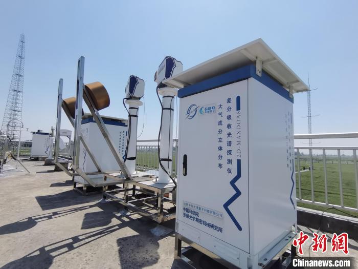 壽縣國家氣候觀象臺內各種觀測設備?！侨?攝