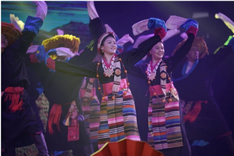 圖為2024“歡樂春節(jié)”中泰互致新春賀辭活動(dòng)現(xiàn)場(chǎng)。 中國(guó)駐泰國(guó)大使館文化處供圖