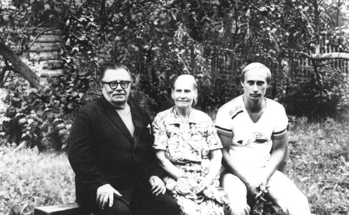 從圣彼得堡到莫斯科，普京從政大事記：下一個(gè)六年怎么走？