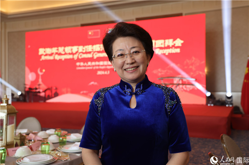 中國駐迪拜第十一任總領事歐渤芊。人民網(wǎng) 閆夢攝