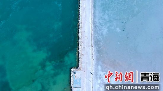 圖為冬日青海湖。李江寧攝
