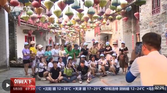 從特色小城到世界級商圈 這個“五一”很有“國際范”！