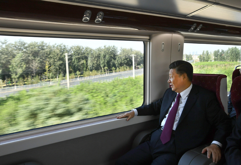 2019年9月25日，習(xí)近平總書(shū)記乘坐軌道列車(chē)前往北京大興國(guó)際機(jī)場(chǎng)。