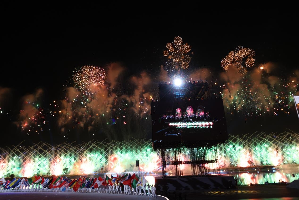 成都世運(yùn)會(huì)開(kāi)幕！展現(xiàn)出中國(guó)式現(xiàn)代化萬(wàn)千氣象