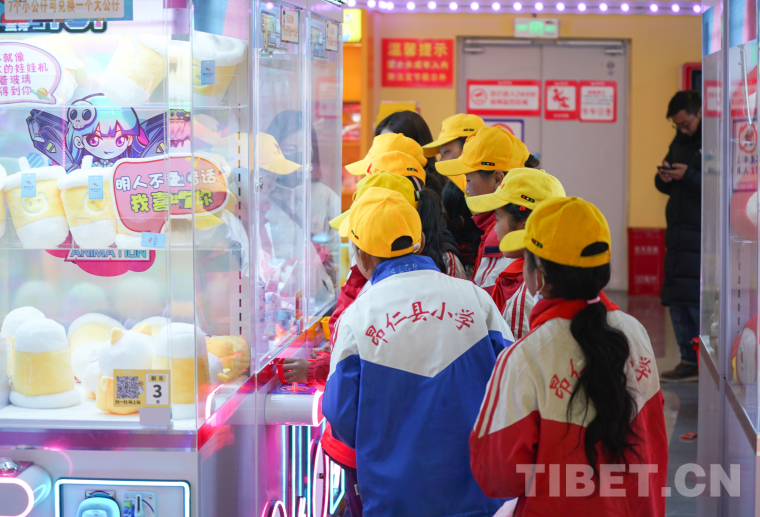 D02.jpg D02.jpg