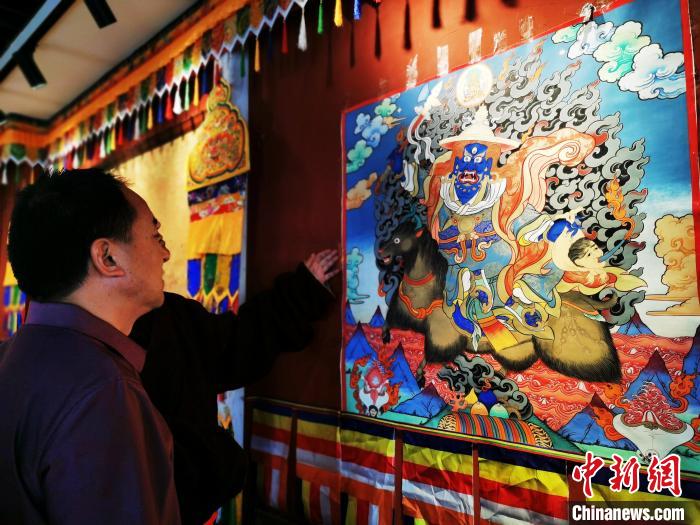 探訪青?！盁嶝曀嚾酥摇保好耖g畫(huà)師傾力傳承人類“非遺”