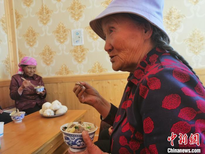 (人民幸福生活)從“天方夜譚”到“幸福互助院”:青海高原藏鄉(xiāng)的發(fā)展“進行時”