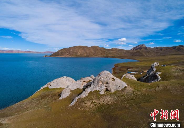“黃河之源、千湖之縣”青?，敹啵?022年治理草原10萬畝