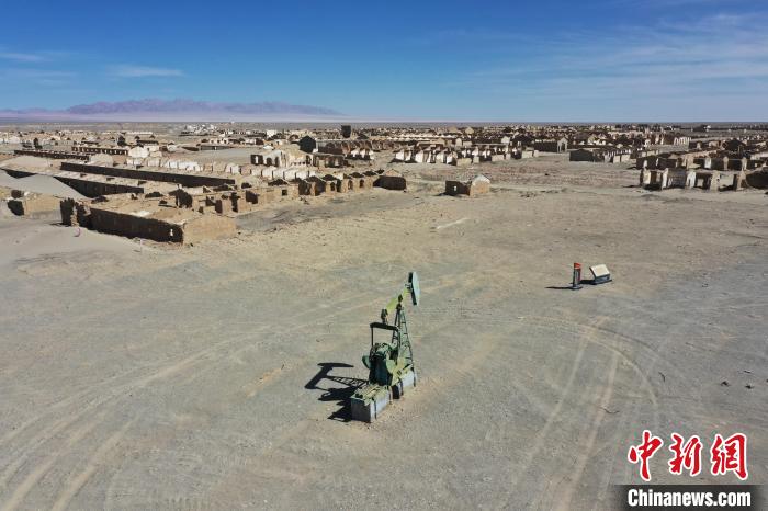 航拍青海省海西蒙古族藏族自治州茫崖市冷湖石油工業(yè)遺址保護(hù)區(qū)?！●R銘言 攝