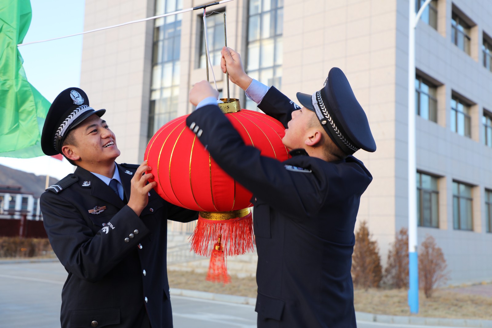 （要聞 新媒體）雪域邊關的他們，是歸途的(4189296)-20230122091651.jpg