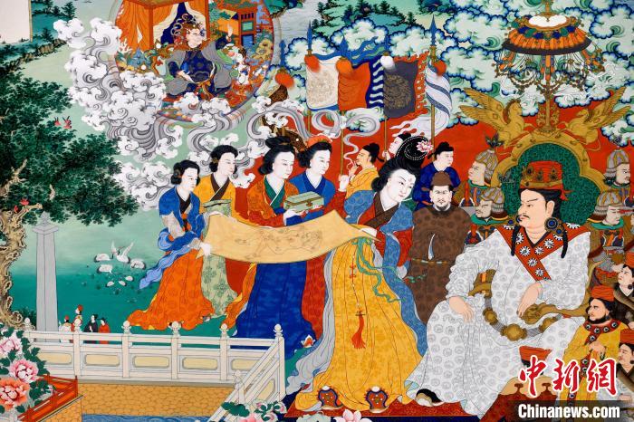 圖為5月16日，展覽中的新創(chuàng)唐卡作品(局部)?！±盍?攝